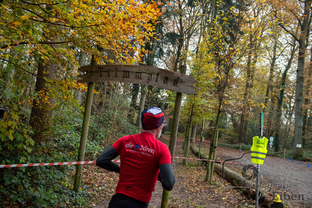 9000m Lauf Cross-Bezirks und Kreismeisterschaften | 9000m Lauf Cross-Bezirks und Kreismeisterschaften am 18.11.2023 in Wildenloh (), Deutschland, Photo: Philip Eiben 2023 - Realisiert mit Pictrs.com