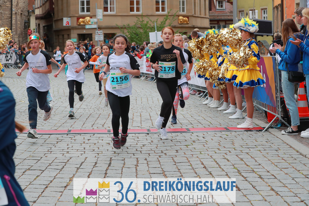 AOK Junior Cup 400m | 3Königslauf 2022 AOK Junior Cup 400m - Realisiert mit Pictrs.com