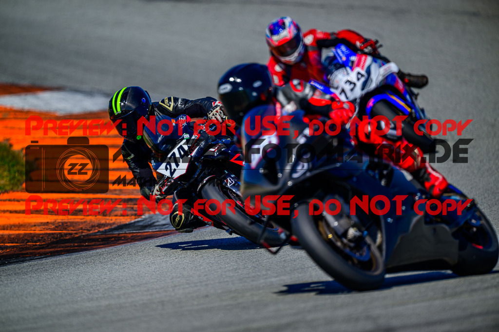 MaZZes_Fotomatrix_20260327_6007705_3778 | WEISS
