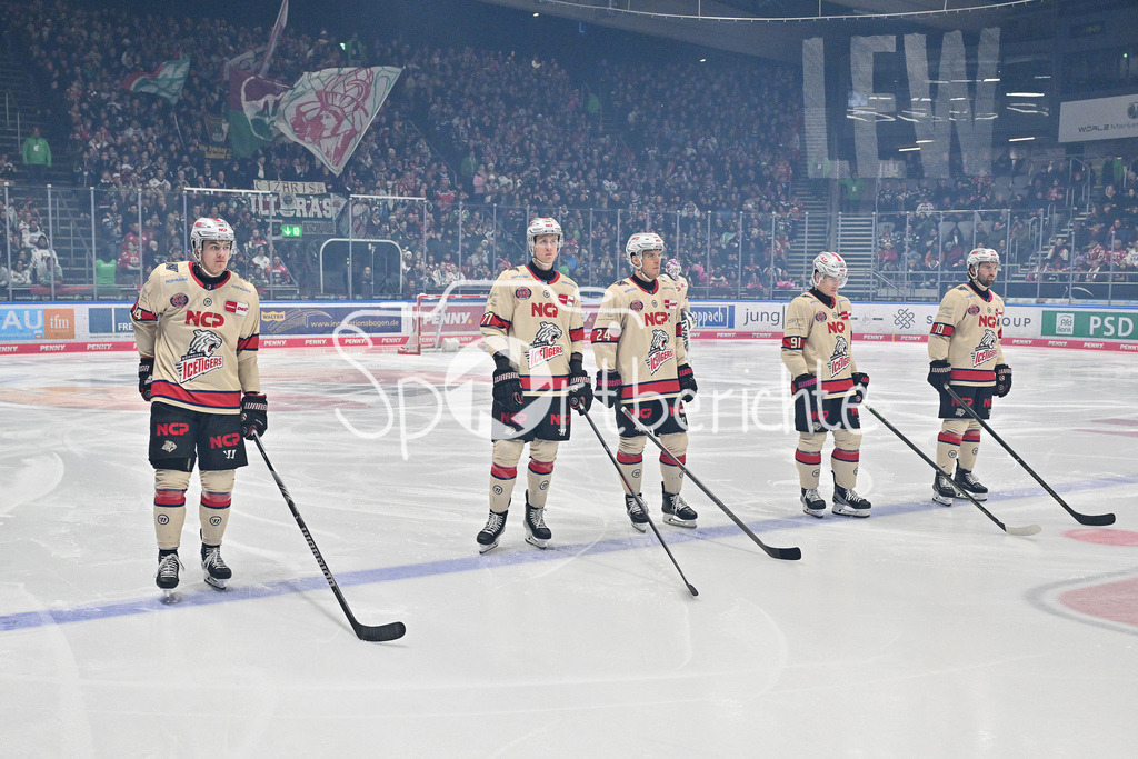 Augsburger Panther - Nürnberg Ice Tigers | Die Starting Six der Nuernberger / DEL: Augsburger Panther - Nuernberg Ice Tigers, Curt Frenzel Stadion am 03.01.2025
