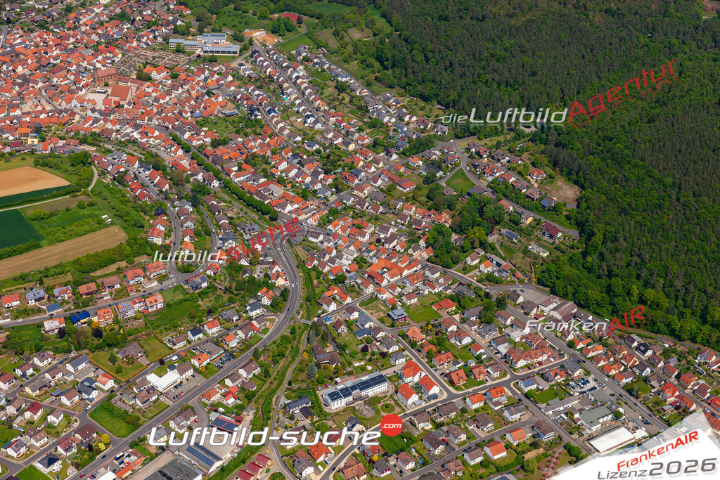 Das Luftbild der Stadt Mömlingen wurde 2019 vom Flugzeug heraus erstellt (keine Drohne) Aufnahmehöhe ca.400 Meter- hohe Auflösung- beste Druck-Qualität garantiert!