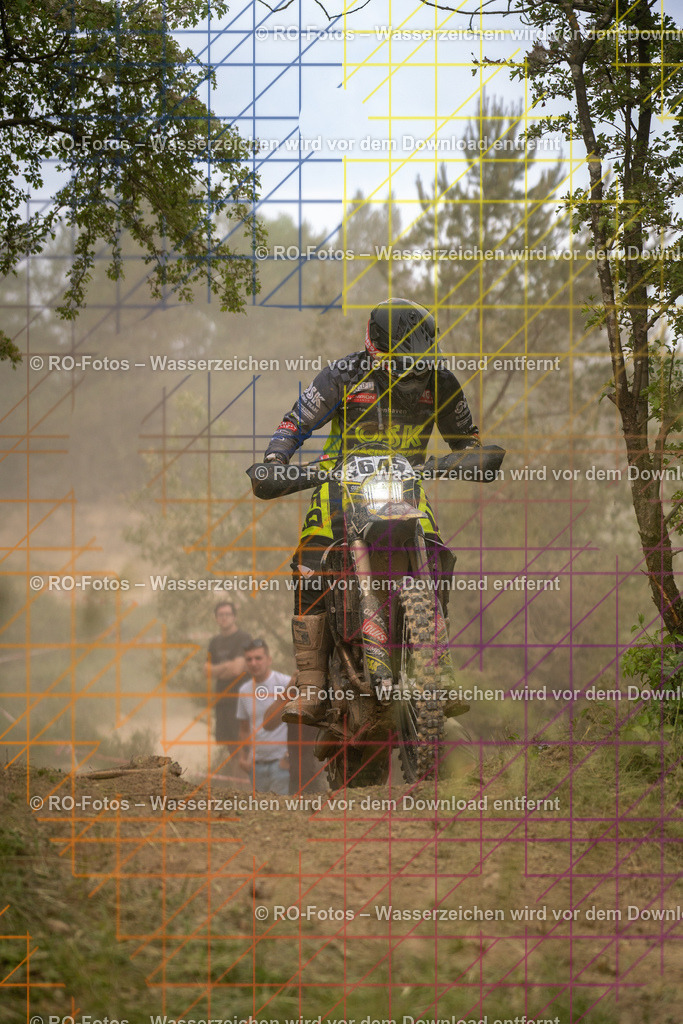 Niederwürzbach 4 Lauf-1451 | Sportfotografie von RO-Fotos: Motorsport, Motocross, Enduro, Laufveranstaltungen und Triathlon. Professionelle Fotos von Sportlern und Events. - Realisiert mit Pictrs.com