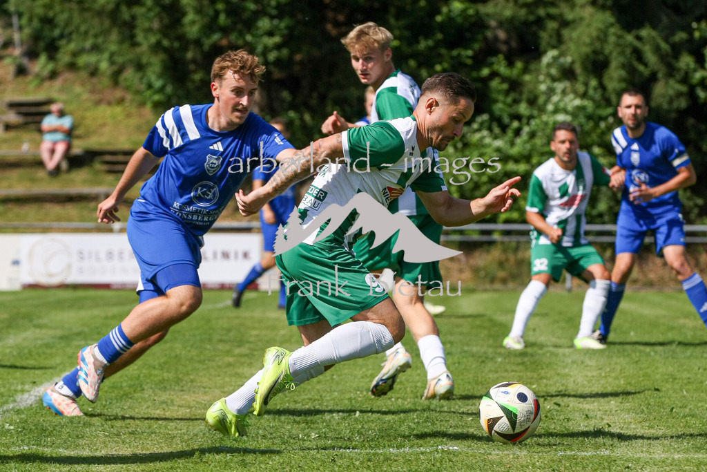 993T7609 | Medien- Sport- Entertainmentfotos
