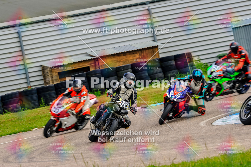 MotoTeam-8114 | Hier findet Ihr Bilder von Touristenfahrten auf der Nürburgring Nordschleife oder von anderen Veranstaltungen die ich besucht habe. Viel Spass beim Durch Schauen 