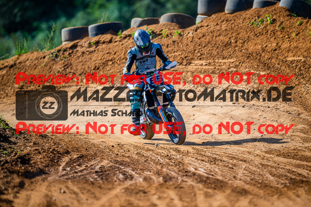 MaZZes_FotoMatrix_230916_1366 | S4