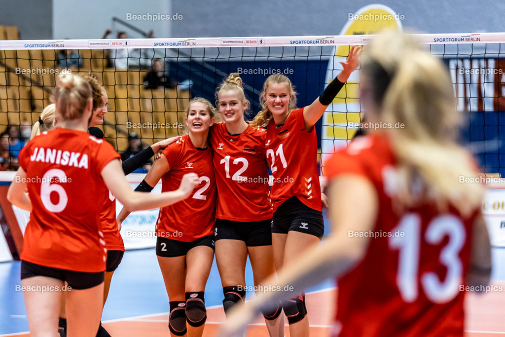 2022-00063442-Testspiel-Deutschland-Brasilien | Jubel Deutschland, 17.09.2022; Berlin Foto: Gerold Rebsch - www.beachpics.de
