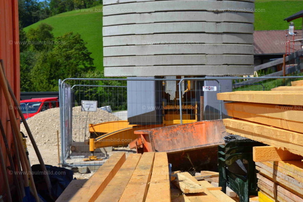 bib-lg01-baustelleneinrichtung-0056 | Nach LV-Leistungsgruppen sortierte Detailfotos über den Bau eines Hauses. Alle Hausbau-Bilder direkt vom Urheber und Autor der Website Haus-Selber-Bauen.com