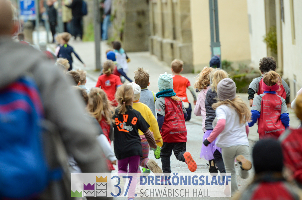 AOK JuniorCup 400m | 3Koenigslauf 2023 - Realisiert mit Pictrs.com