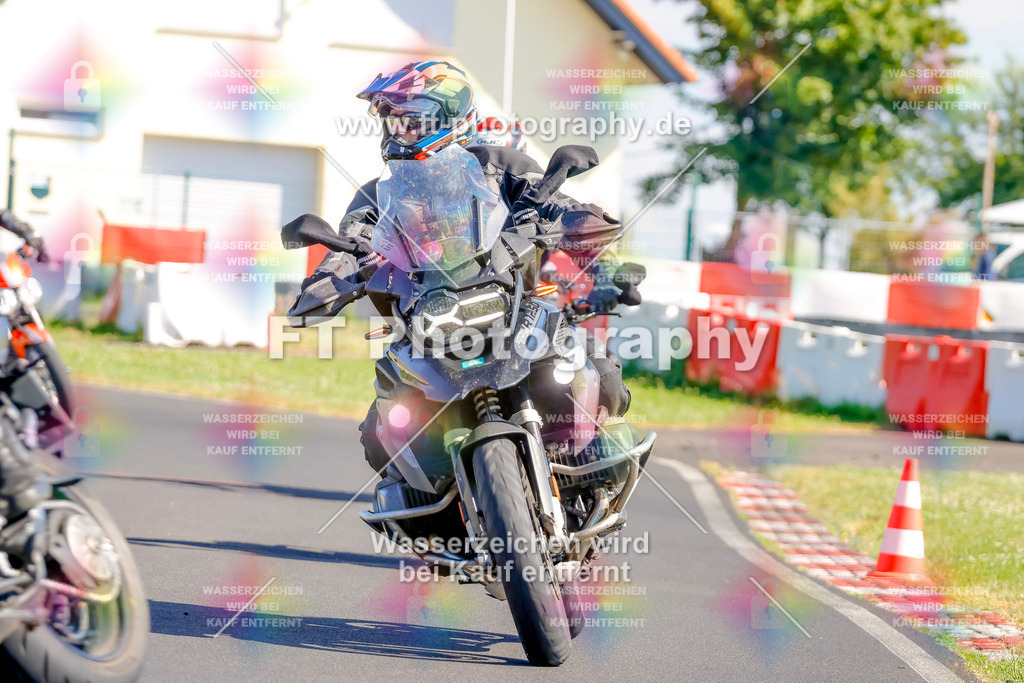 _MOT9010 | Hier findet Ihr Bilder von Touristenfahrten auf der Nürburgring Nordschleife oder von anderen Veranstaltungen die ich besucht habe. Viel Spass beim Durch Schauen 