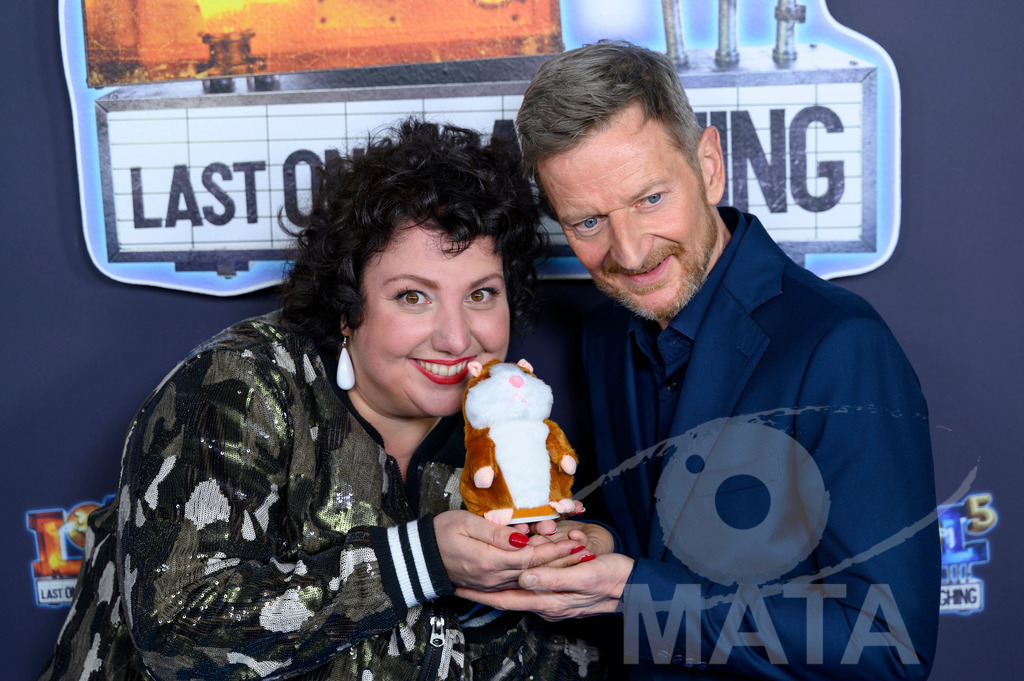 _DWA2458 | Meltem Kaptan und Michael Kessler bei der Premiere der 5. Staffel der Amazon Prime Video Comedy-Gameshow 'LOL: Last One Laughing' in der Astor Film Lounge. München, 21.03.2024 - Realisiert mit Pictrs.com