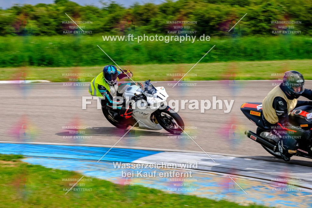 MotoTeam-9301 | Hier findet Ihr Bilder von Touristenfahrten auf der Nürburgring Nordschleife oder von anderen Veranstaltungen die ich besucht habe. Viel Spass beim Durch Schauen 