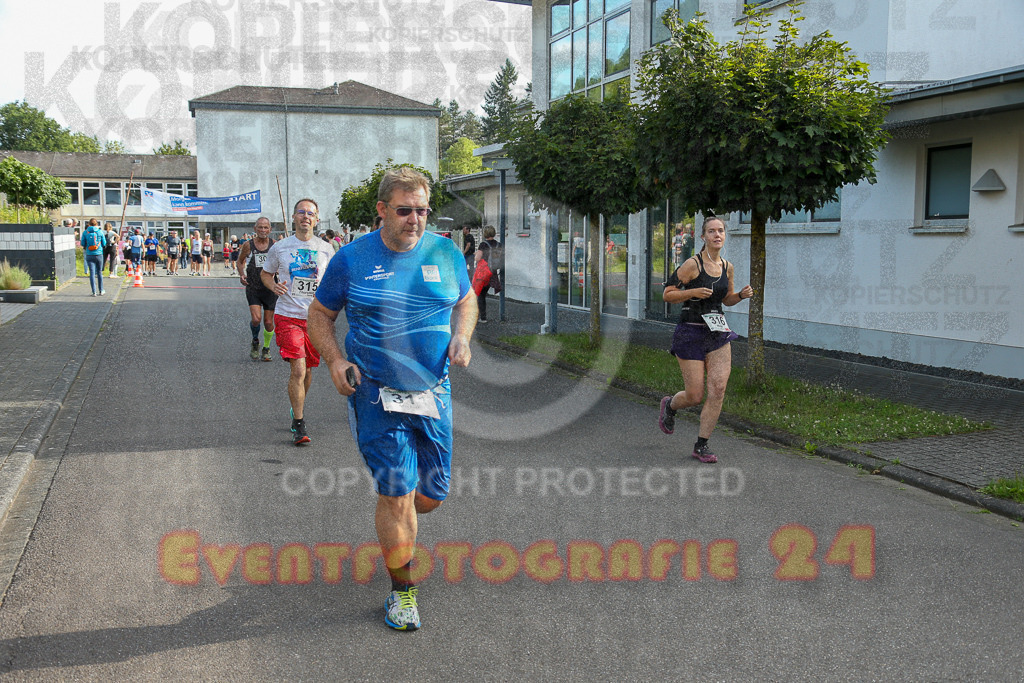250801_1815_EX1_6556 | Sportfotografie im Rhein-Sieg Kreis, Köln, Bonn, NRW, Rheinland Pfalz, Hessen, etc. Unser Tätigkeitsfeld umfasst den Laufsport vom Volkslauf über den Marathon, Duathlon, Triathon bis zum Ultralauf wie Kölnpfad Ultra oder Schindertrail.