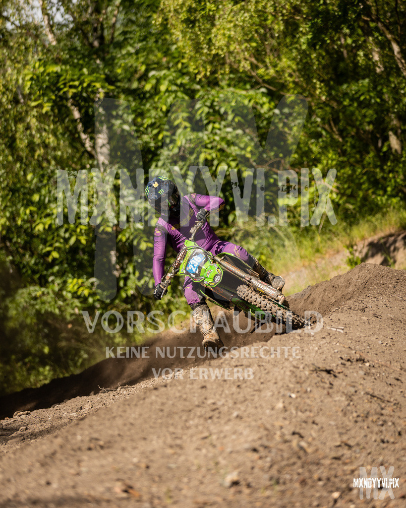 866A1047 | mxndyyvipix