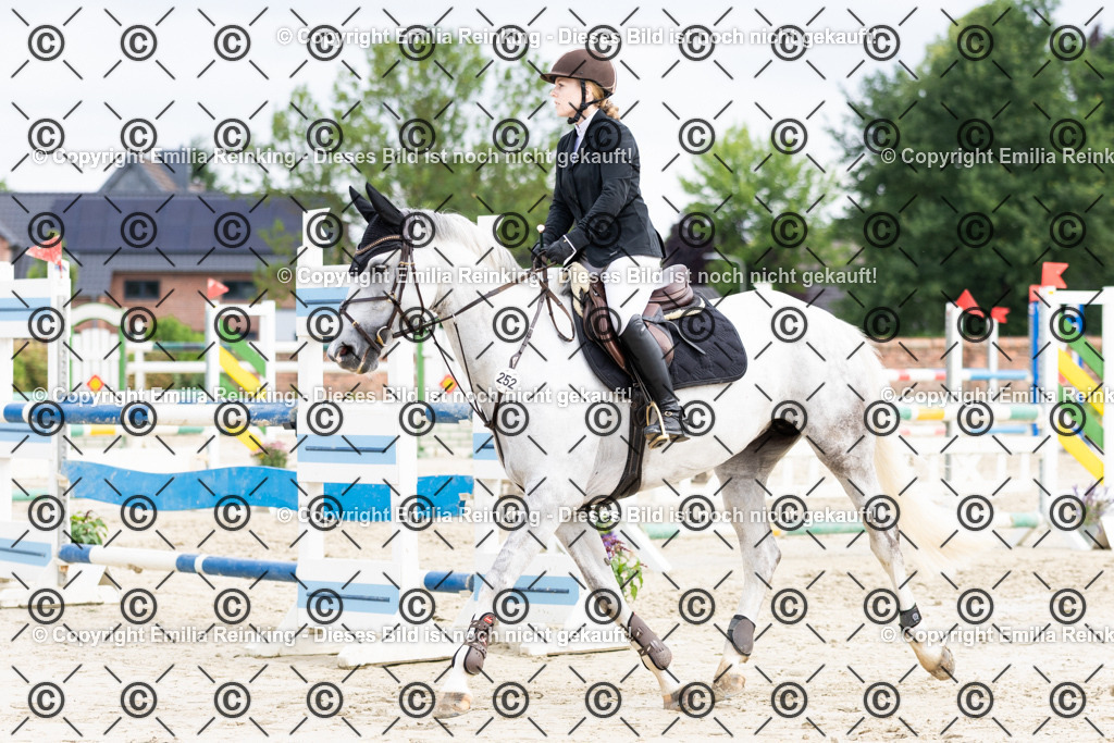 CL5A8179 | Emilia Reinking Fotografie - Realisiert mit Pictrs.com