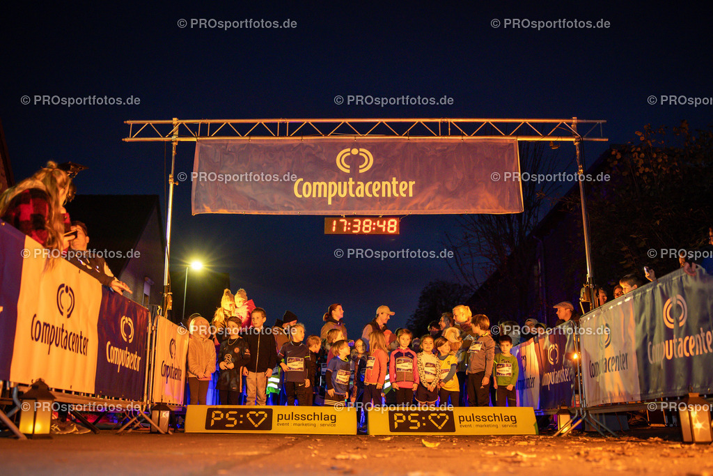 Computacenter Martinslauf Sindorf 2022 in Kerpen-Sindorf, 10.11.2022 | Impressionen vom Computacenter Martinslauf Sindorf 2022 am 10.11.2022 in Kerpen-Sindorf (Nordrhein-Westfalen).