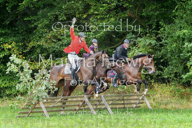 Jagd Perdoel_MarinaHewigMCH04479 | Fotografie, FotoArt, PferdesportArt, Pferdesportfotografie, Landschaftsfotografie, Reisefotografie, Reise, Pferde - Realisiert mit Pictrs.com