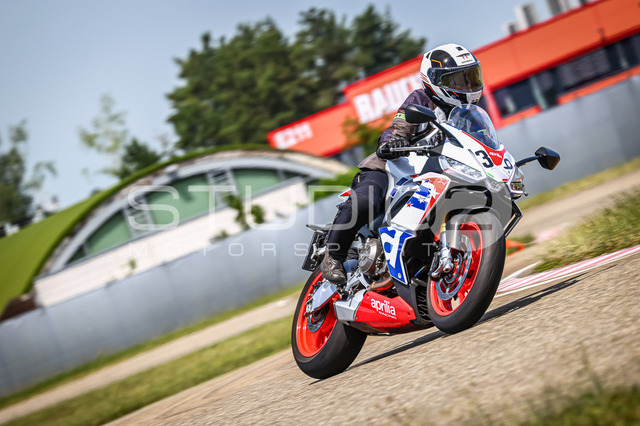 0039-260530DCB-040_39 | Deine Full-Service-Agentur für ✔️Videoproduktionen und ✔️Motorsportfotografie Jetzt Angebot anfragen!
