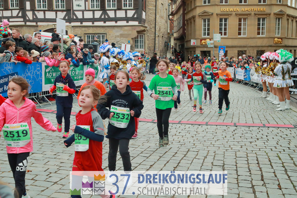 AOK JuniorCup 400m | 3Koenigslauf 2023 - Realisiert mit Pictrs.com