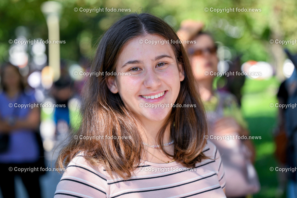 Demonstration Fridays for Future_ 15.09.2023-13 | 15.09.2023, Linz, AUT, Demonstration Fridays for Future, im Bild Teilnehmer an der Demonstration

Lucia Hirthenlehner 21, Steyr)
