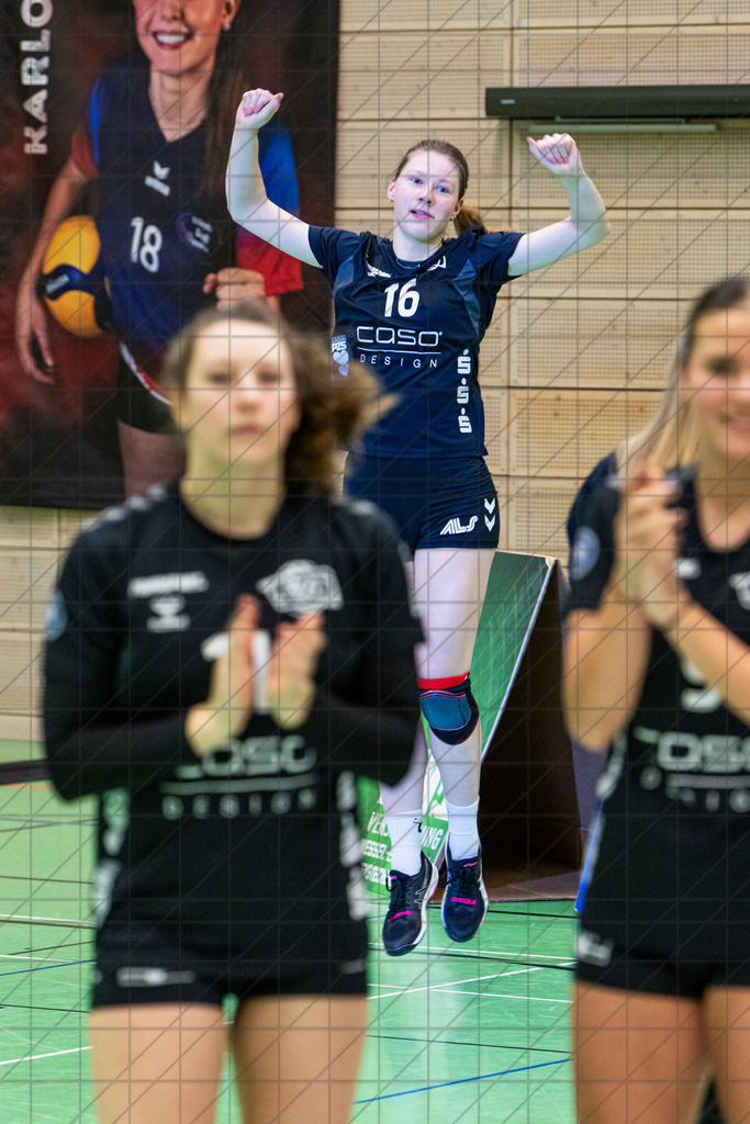 2. VBLF Nord 25/26 | Spiel 4041 | VC Osnabrück vs. RC Sorpesee | //  30.11.25: 2. VBLF Nord 25/26 | Spiel 4041 | VC Osnabrück vs. RC Sorpesee / Osnabrück / Deutschland  //   CREDIT:www.bullenfotos.de, Martin König, Hörner Weg 40, D-49078 Osnabrück, +4917663732967 // Nutzung und Weitergabe nur zu den vereinbarten Zwecken. Presseanfragen an Ersteller. Alle Rechte beim Ersteller. Honorierung nach MFM. - Realisiert mit Pictrs.com