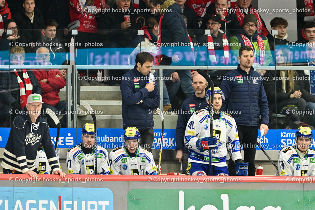 EC KAC vs. EC IDM Wärmepumpen VSV 4.2.2024 | Spielerbank EC VSV, Markus Schmidt Head Equipment Manager EC VSV, Assistentcoach EC VSV David Rodman, Tormann Coach EC VSV Patrick Machreich, Headcoach EC VSV RODMAN MARCEL