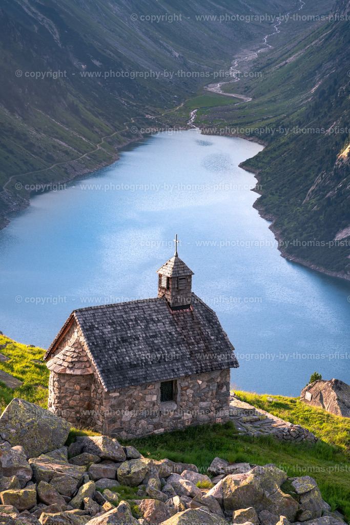 Valentinskapelle Zillergrund Stausee copyright  Thomas Pfister-2 | PHOTOGRAPHY BY THOMAS PFISTER