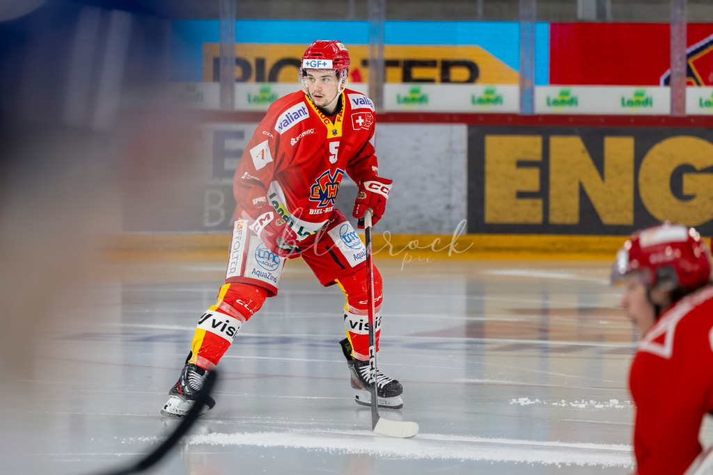 EHCB vs GCK 20260104-8786 | Sportbilder, Sportfotograf, Hochzeits- und Eventfotografin, Flugshows, Portraits und Tiershooting, Aviation, Downhill, Nationalleague, Swissleague, International