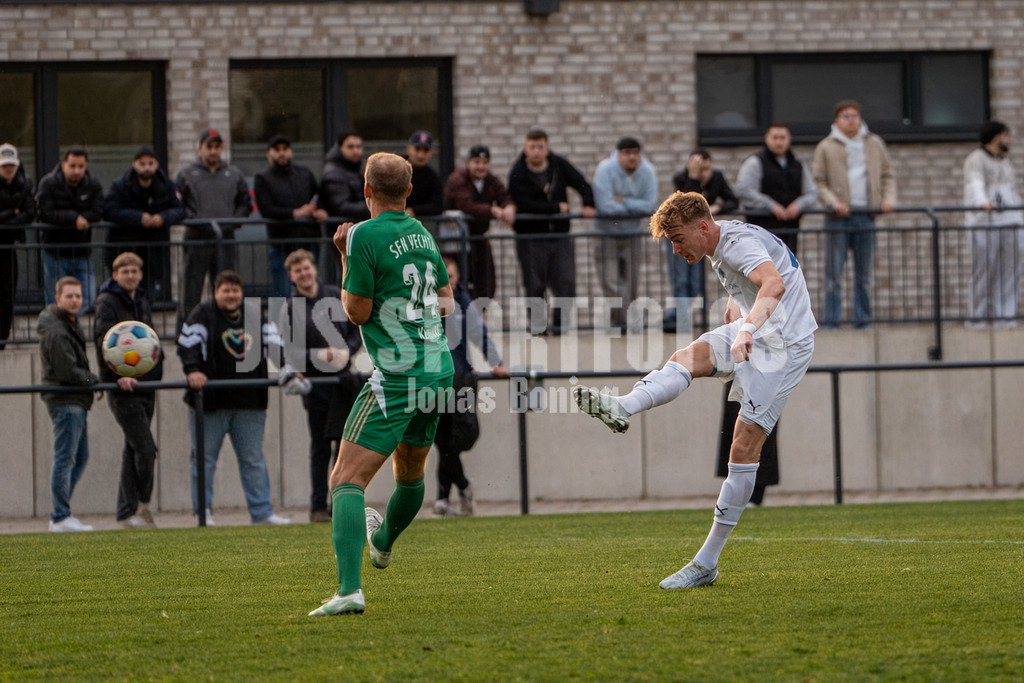 Fußball I Herren I Saison 2025-2026 I Landesliga Weser-Ems I 23. Spieltag I SFN Vechta - BW Lohne II I 01378 | jns.sportfotos - Realisiert mit Pictrs.com