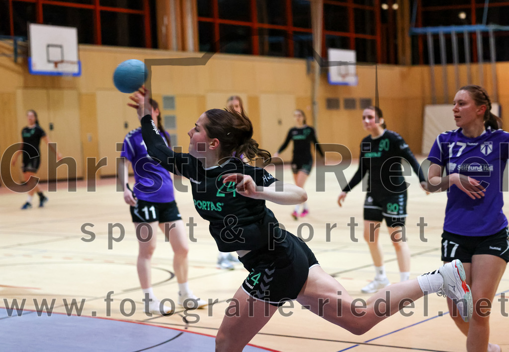 2023-02-25_049_SpVgg_Altenerding_III_gegen_TSV_Wartenberg_II | Erding, Deutschland, 25.02.2023:
Handball, Bezirksklasse Frauen Staffel Mitte 2022 / 2023, 13. Spieltag, SpVgg Altenerding III gegen TSV Wartenberg II, Endergebnis: 23:26

Foto: Christian Riedel / fotografie-riedel.net