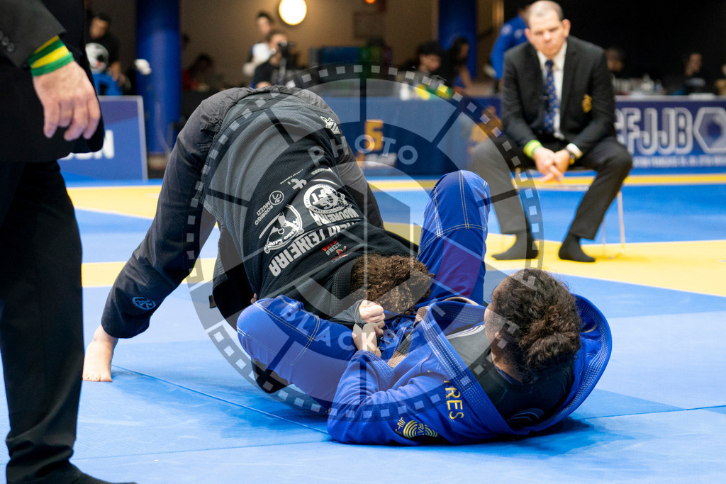 20240124PBB03210 | Fighters compete during the second day of the IBJJF European Championship in Paris, France, on January 24, 2024.