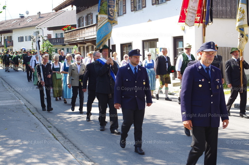 IMGP3690 | fotografiert von Axel PollmannLeonhardi Wallfahrt Benediktbeuern und Murnau, Fronleichnam, Fasching, Landschaft im Loisachtal und Benediktbeuern  - Realisiert mit Pictrs.com