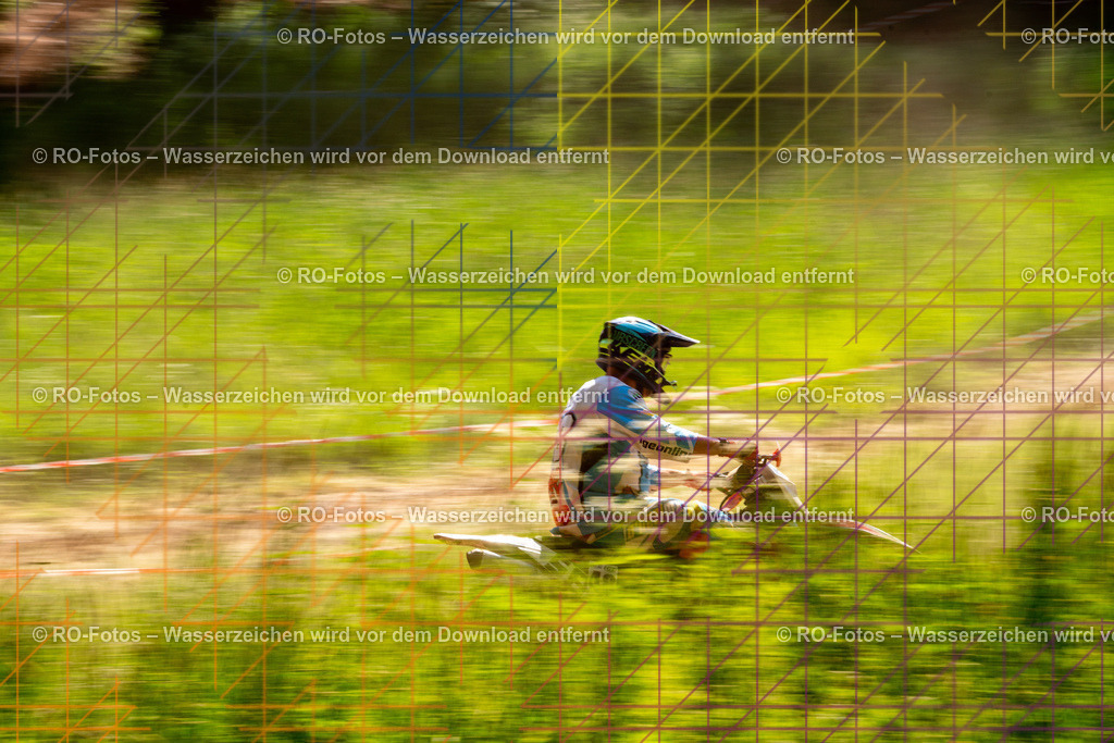 Wolfshausen 3 Lauf -1092 | Sportfotografie von RO-Fotos: Motorsport, Motocross, Enduro, Laufveranstaltungen und Triathlon. Professionelle Fotos von Sportlern und Events. - Realisiert mit Pictrs.com