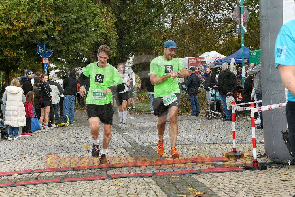 241020_1114_EX1_1567 | Sportfotografie im Rhein-Sieg Kreis, Köln, Bonn, NRW, Rheinland Pfalz, Hessen, etc. Unser Tätigkeitsfeld umfasst den Laufsport vom Volkslauf über den Marathon, Duathlon, Triathon bis zum Ultralauf wie Kölnpfad Ultra oder Schindertrail.