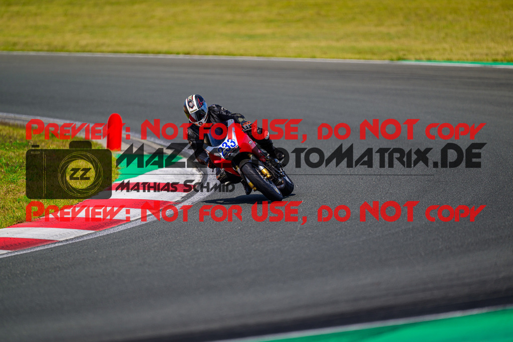 MaZZes_FotoMatrix_240725_6007705_5194 | BLAU