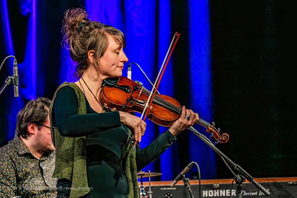 wwb-2501-0020 DieVagari | <Fotografie> <Video> <Film> <Winfried Bischoff> - Realisiert mit Pictrs.com