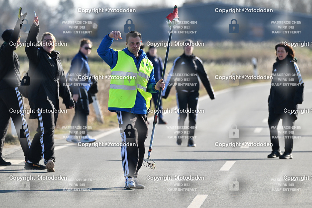 DSC_2968 | Utarp-Schweindorf I Bahnanweiser Thorsten Lettau 
