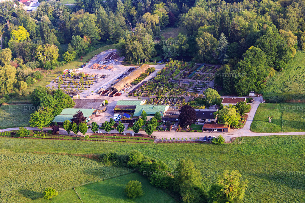 Luftbild: Bienwald Baumschule / Greentec in Berg im Bundesland Rheinland-Pfalz in Deutschland.Foto: IMG_114004.jpg vom 23.05.2019 durch Werner Riehm/FLY-FOTO.deGreentec und Bienwald Baumschule - Eine weitere WordPress-WebsiteWWW.GREENTEC-BERG.DE