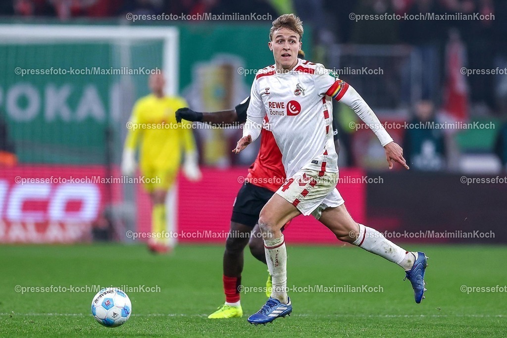 DFB05022502347 | 05.02.2025, Fußball, DFB-Pokal Viertelfinale, Bayer 04 Leverkusen - 1.FC Köln, BayArena, Saison 2024 2025: Timo Hübers (FC Köln #4)DFB regulations prohibit any use of photographs as image sequences and or quasi-video.