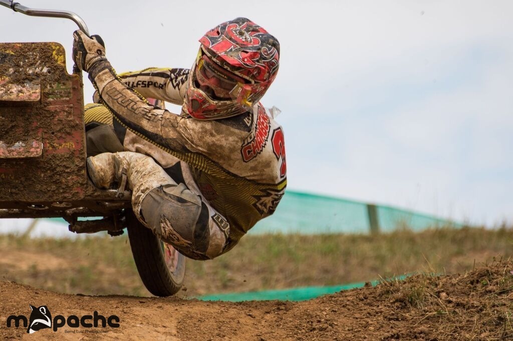 Motocross-3 | Bernd Lutz Photographie - Realisiert mit Pictrs.com