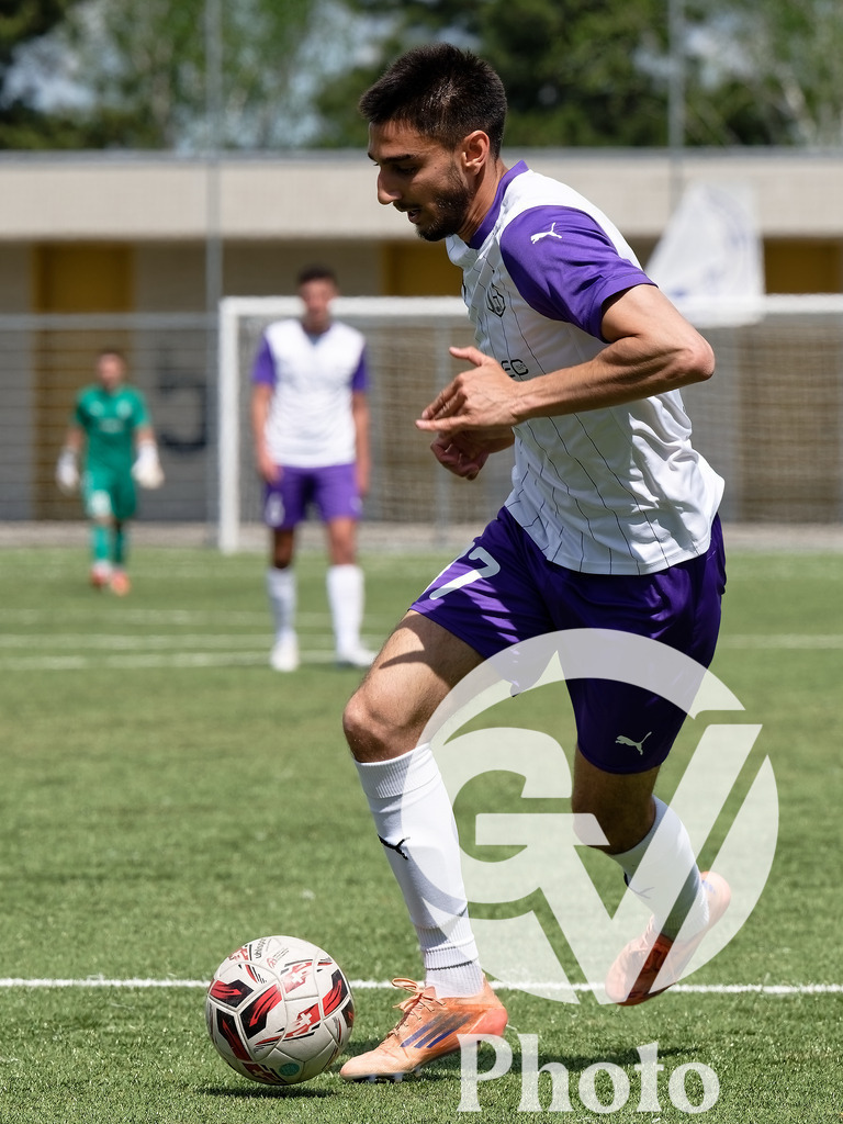 FC Vernier  v UGS FC  - 2eme ligue inter  | Geneva, Switzerland - April 19 : during the 2eme ligue inter  match between FC Vernier  and UGS FC  at Stade de Vernier on April 19 , 2026 in Geneva, Switzerland.