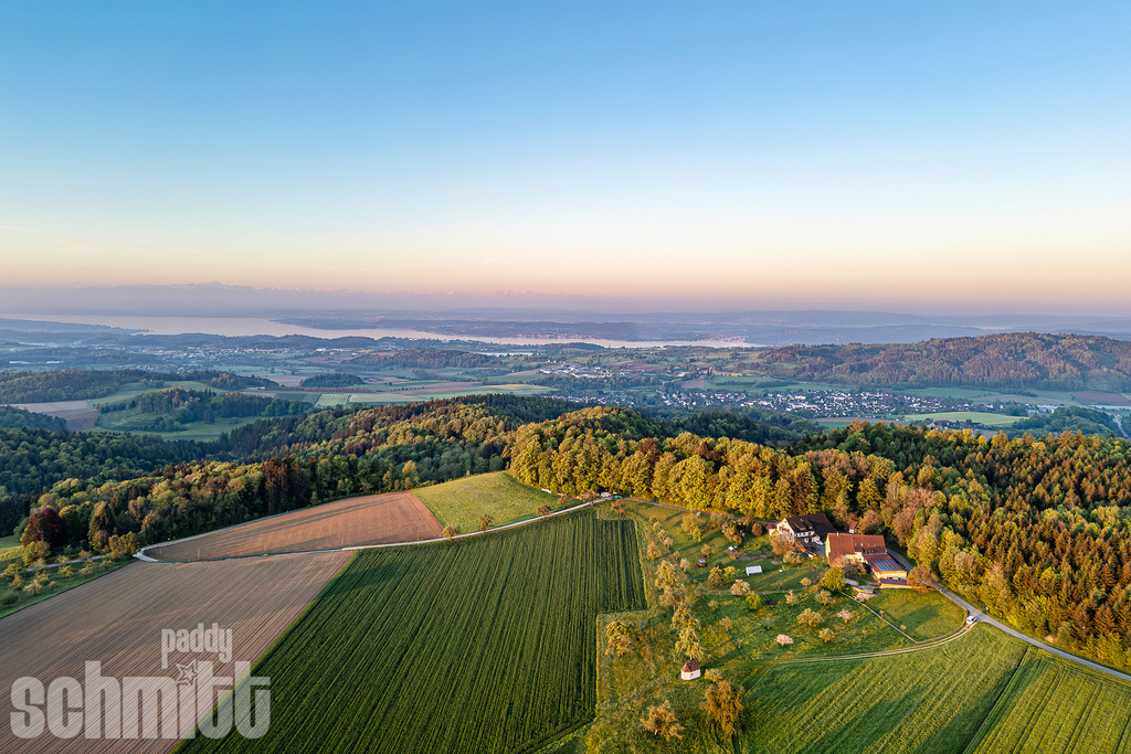 PS-FRNB-2026-52 | Entdecke die größte Bildgalerie der Region mit Fotografien aus dem Allgäu, der Bodenseeregion, Oberschwaben, dem Donautal und der Schwäbischen Alb. Landschaften, Luftaufnahmen und Reisefotografie als Wandbild und Fotokunst. - Realisiert mit Pictrs.com