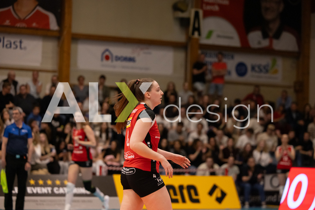 Volleyball I Frauen I Saison 2025-2026 I Volleyball NLA | Women I  Playoffs Finals 2/5 I  VC Kanti Schaffhausen - viteos NUC I  10.04.2026 | 4 Laura Vermaas (NL) (VC Kanti Schaffhausen) - Mitte - Realisiert mit Pictrs.com