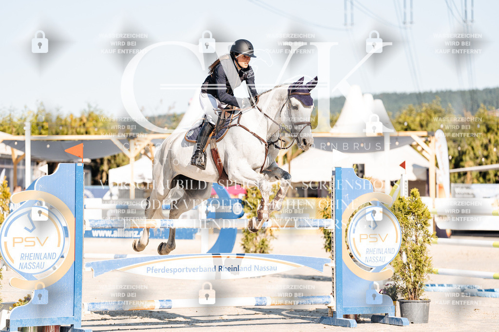 CK904368 | Turnierfotografie Pferdefotografie Trier Rheinland-Pfalz Pferdesport Reitsport Tierfotografie Sportfotografie Pferdevideo Pferdevideografie Equestrianvideography equestrianphotography  - Realisiert mit Pictrs.com