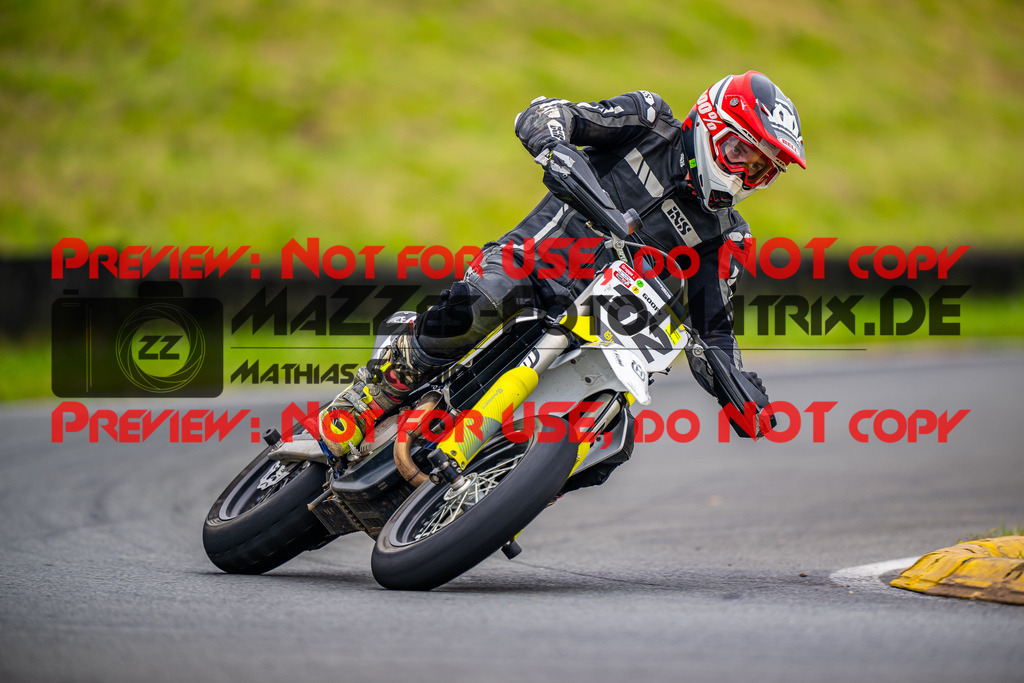 MaZZes_FotoMatrix_240621_6007705_0183 | GELB