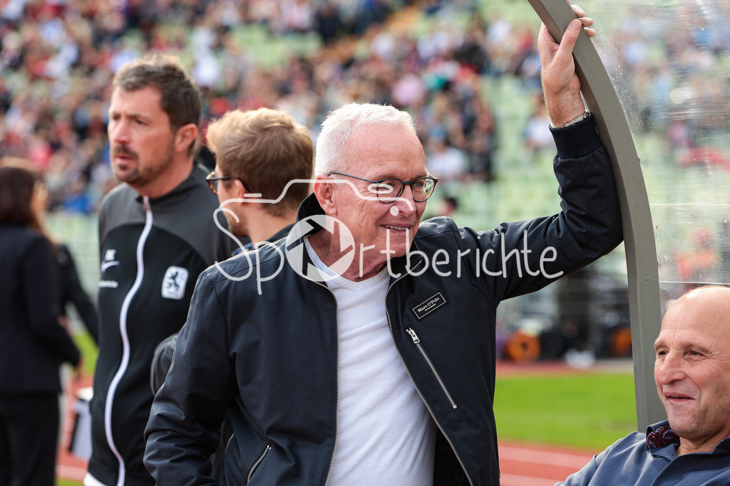 FC Bayern Muenchen - TSV 1860 Muenchen | Uli Koehler in Aktion / Uli Köhler