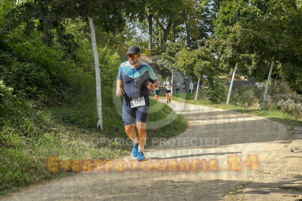 250824_1507_EX1_8518 | Sportfotografie im Rhein-Sieg Kreis, Köln, Bonn, NRW, Rheinland Pfalz, Hessen, etc. Unser Tätigkeitsfeld umfasst den Laufsport vom Volkslauf über den Marathon, Duathlon, Triathon bis zum Ultralauf wie Kölnpfad Ultra oder Schindertrail.