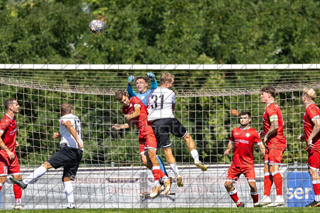 20260906_134817_0212-Bearbeitet_(c)_by_PhotoPeet | #,1.FC Donzdorf II (rot) vs. SGM Jebenhausen-Bezgenriet (weiß), Fußball, Kreisliga A3 - Bezirk Neckar/Fils, 02. Spieltag, Saison 2026/2027, Rasenplatz Lautertal Stadion, Süßener Straße 16, 73072 Donzdorf, 06.09.2026 - 13:00 Uhr,Foto: PhotoPeet / Sport- &amp; Eventfotografie / Peter Harich
