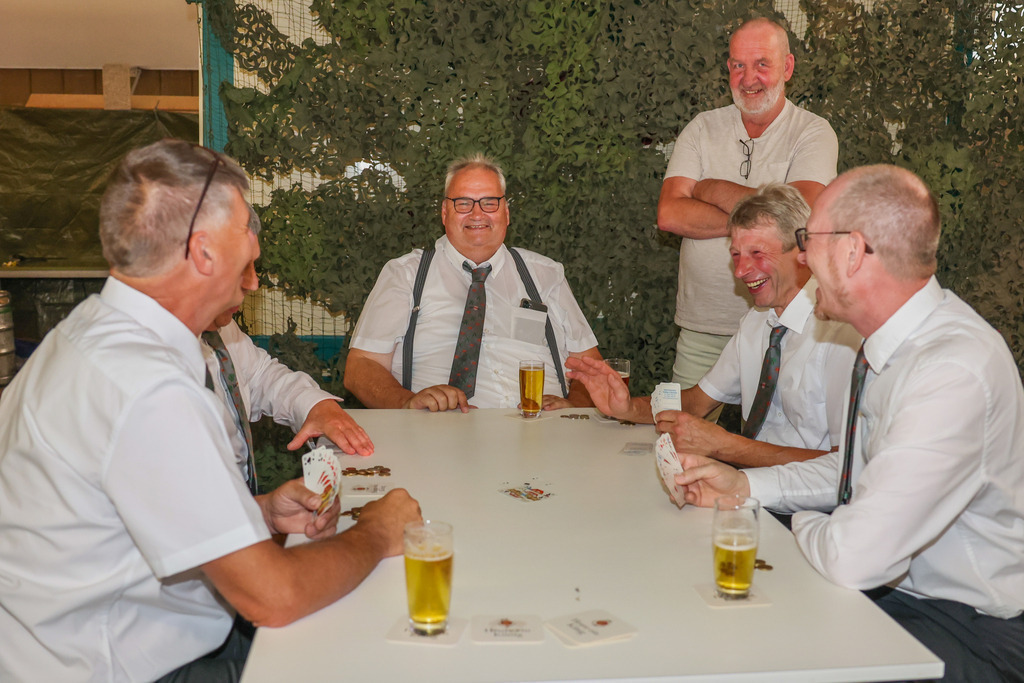 top-top.de-250628-068 | Foto, Video, Fotografie, Videografie, Fotobox, DJ, Discjockey, Musik, Musikbox, Veranstaltung, Photobooth, Amazon, Ebay, Buchtipp, Bestseller, Autor, Verlag, Buch, Wesel, Hamminkeln, NRW, Dinslaken, Rees, Drohne, Hochzeit, Party, Fotobox, Wesel, Fotograf