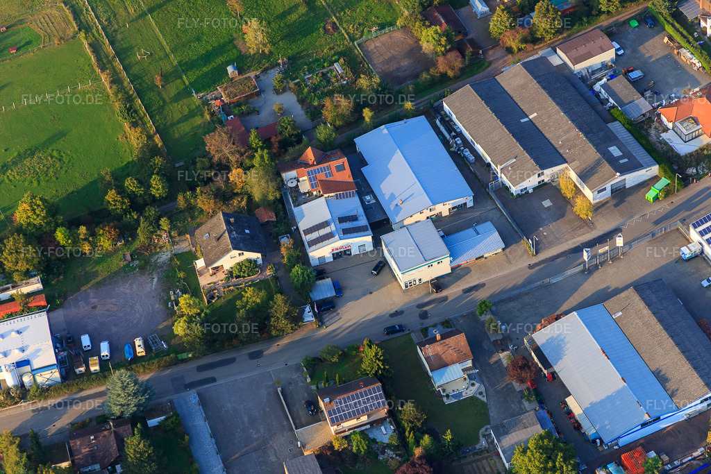 Luftbild: Industriegebiet Am Kleinwald mit Stickerei Rieder und Ziegler Autoteile in Herxheim bei Landau im Bundesland Rheinland-Pfalz in Deutschland. Foto: IMG_073931.jpg vom 03.10.2014 durch Werner Riehm/FLY-FOTO.deWWW.RIEDER-STICKEREI.DE