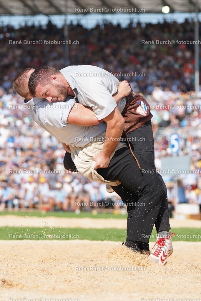 124 | René Burch leidenschaftlicher Fotograf aus Kerns in Obwalden.  Hier finden sie Sport, Landschaft und Natur Fotografie.
 - Realisiert mit Pictrs.com